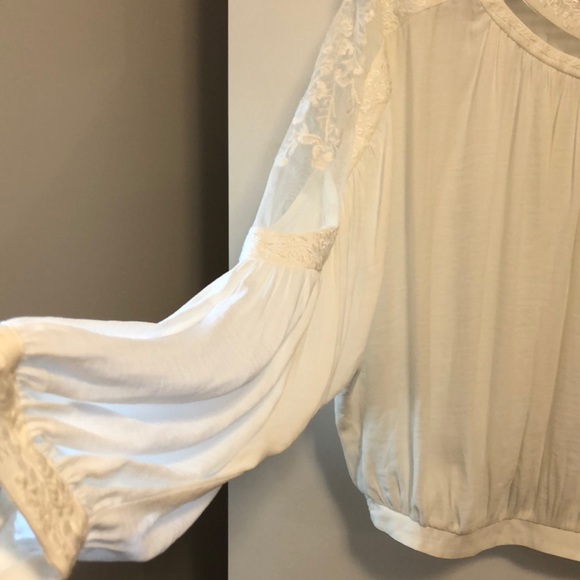 Free People Ivory Lace Blouse - NWT - Picture 4 of 8